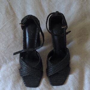 House of Harlow 1960 Black Strappy Heels